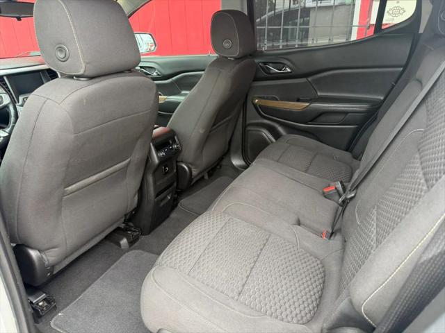 2017 GMC Acadia SLE-2