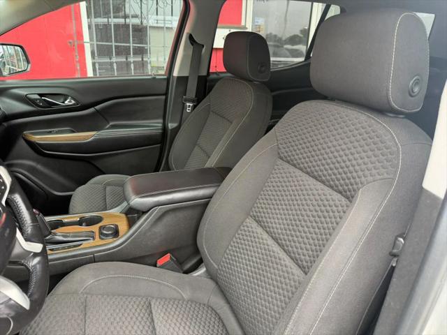 2017 GMC Acadia SLE-2
