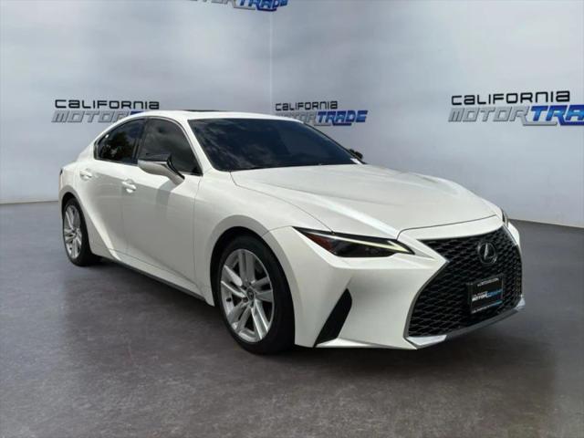 2023 Lexus IS 300 300