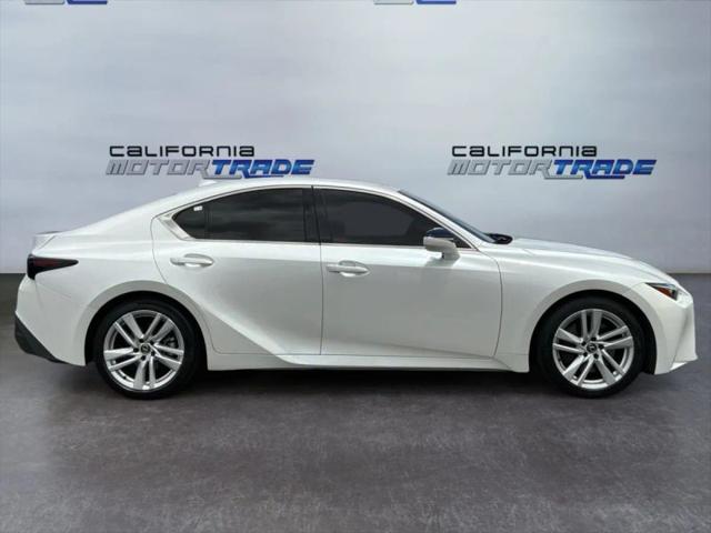 2023 Lexus IS 300 300