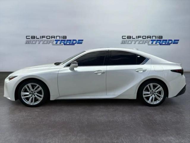 2023 Lexus IS 300 300