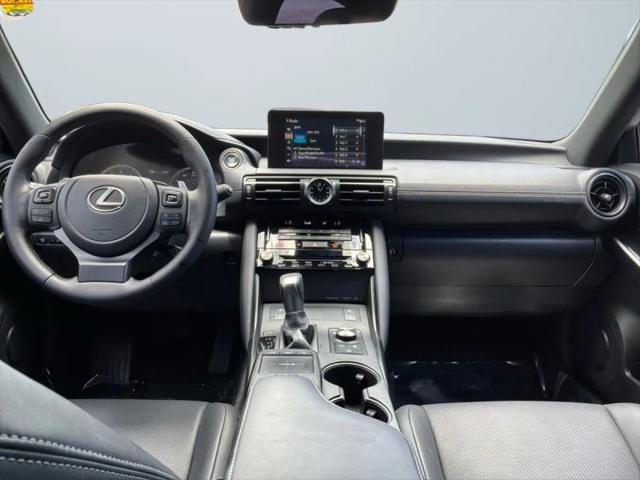 2023 Lexus IS 300 300