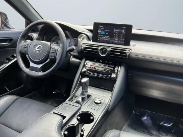2023 Lexus IS 300 300