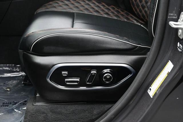 2025 Jeep Grand Cherokee L Summit 4x4