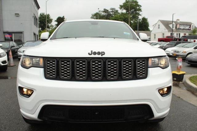 2022 Jeep Grand Cherokee Laredo X 4x2