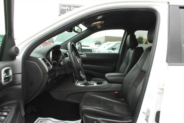 2022 Jeep Grand Cherokee Laredo X 4x2