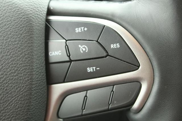 2022 Jeep Grand Cherokee Laredo X 4x2