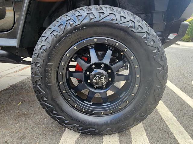 2006 HUMMER H2 Base