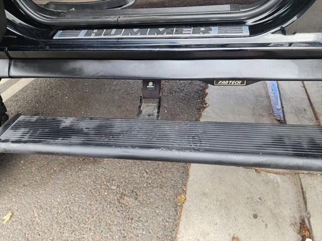 2006 HUMMER H2 Base