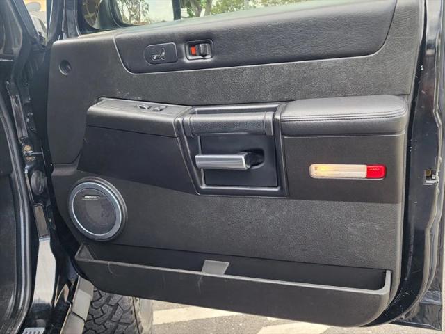 2006 HUMMER H2 Base