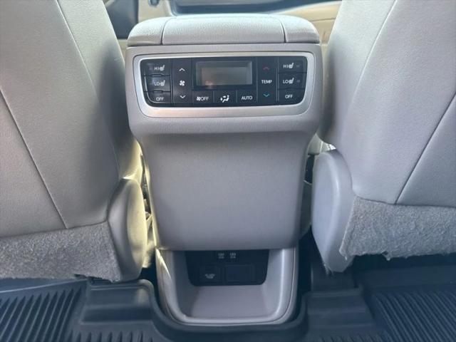 2019 Toyota Highlander Limited Platinum