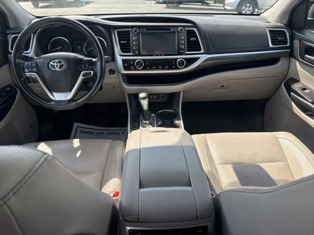 2019 Toyota Highlander Limited Platinum