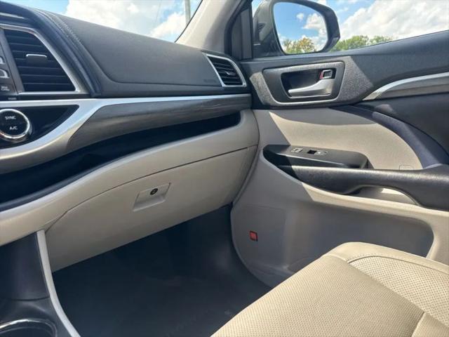 2019 Toyota Highlander Limited Platinum
