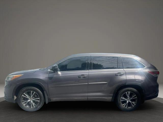 2016 Toyota Highlander XLE V6