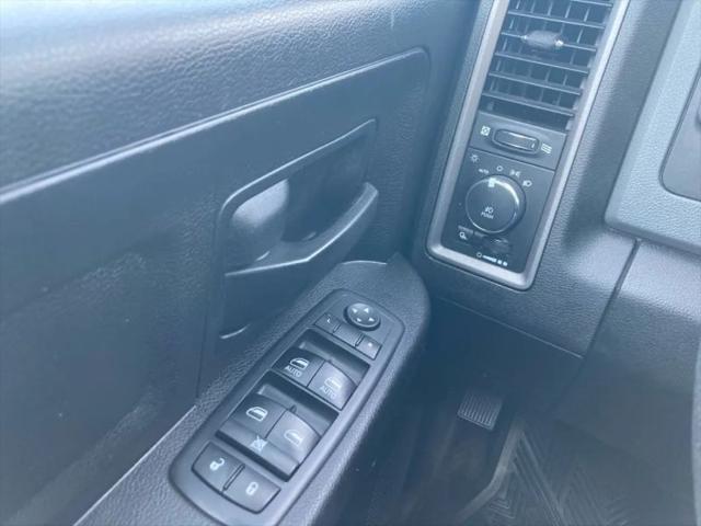 2019 Ram 1500 Classic Express Quad Cab 4x4 6'4" Box