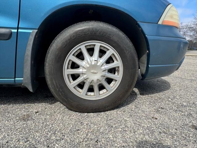 2002 Ford Windstar LX