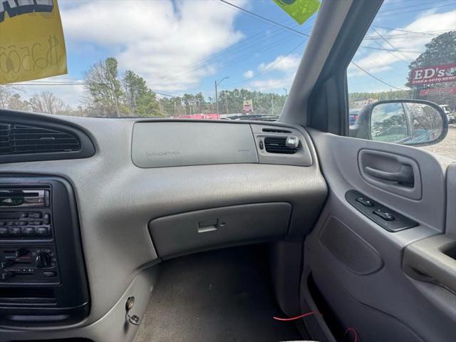 2002 Ford Windstar LX
