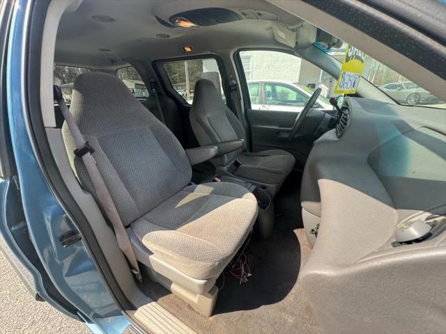2002 Ford Windstar LX