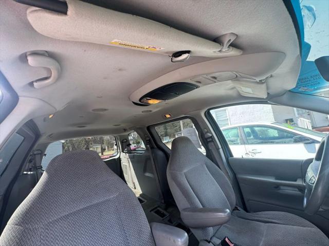 2002 Ford Windstar LX