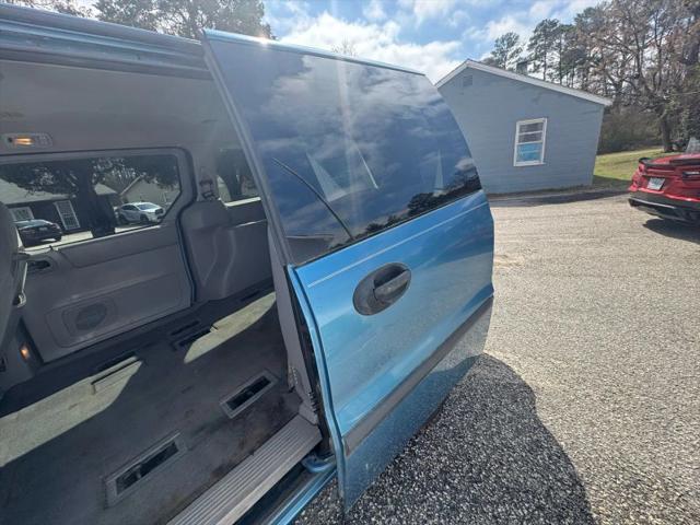 2002 Ford Windstar LX