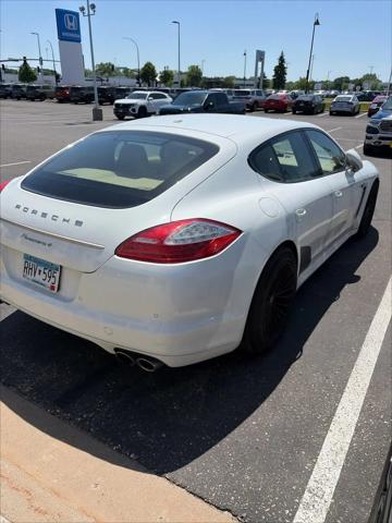 2013 Porsche Panamera 4