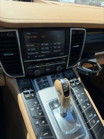 2013 Porsche Panamera 4