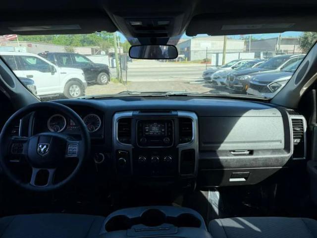 2019 Ram 1500 Classic SLT Crew Cab 4x2 6'4" Box