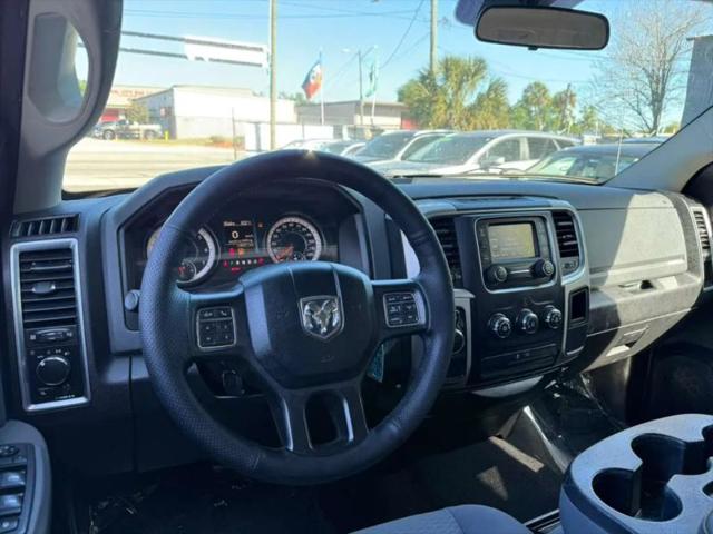 2019 Ram 1500 Classic SLT Crew Cab 4x2 6'4" Box