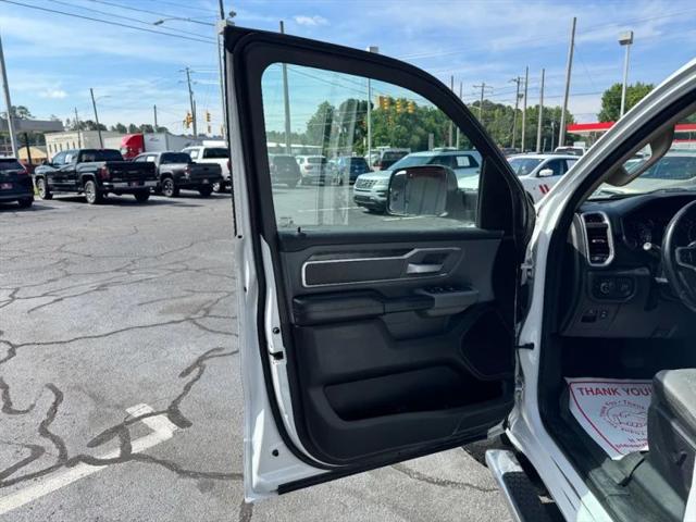 2020 Ram 1500 Big Horn Crew Cab 4x4 5'7" Box