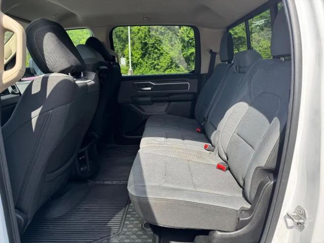 2020 Ram 1500 Big Horn Crew Cab 4x4 5'7" Box