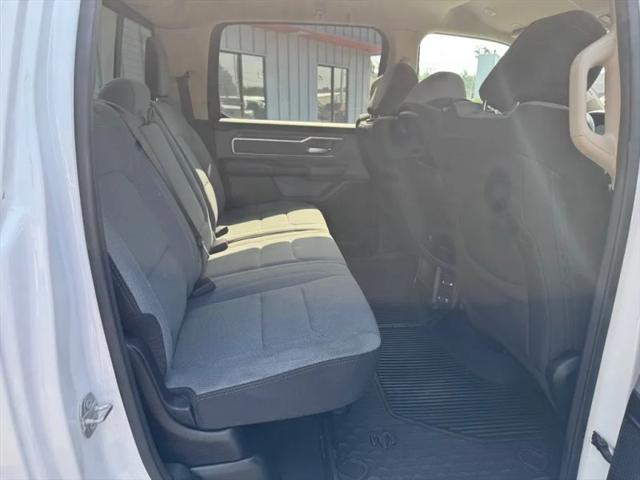2020 Ram 1500 Big Horn Crew Cab 4x4 5'7" Box