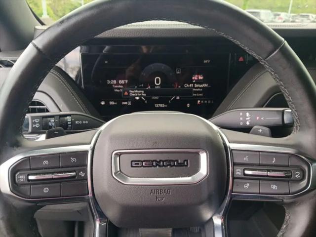 2025 GMC Yukon XL 4WD Denali
