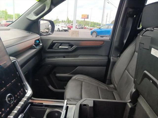 2025 GMC Yukon XL 4WD Denali