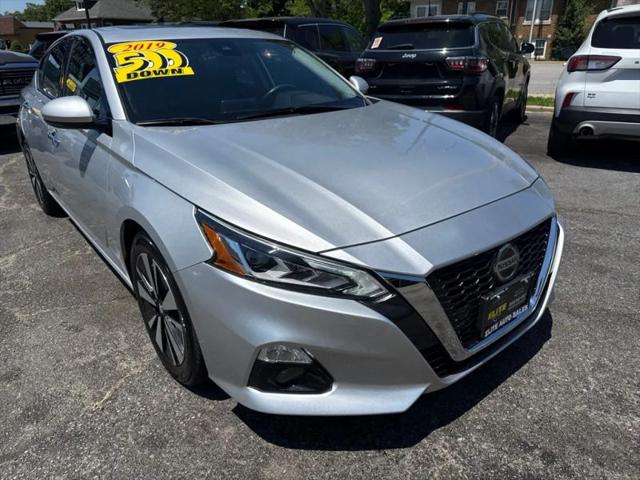 2019 Nissan Altima 2.5 SV for sale in Hobart, IN
