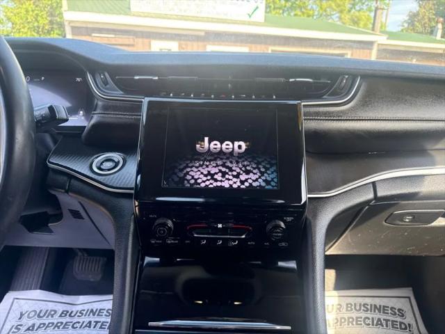 2023 Jeep Grand Cherokee L Laredo 4x4