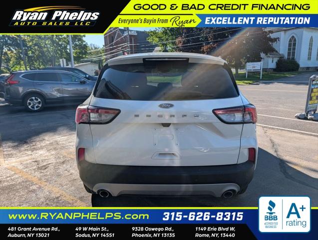 2022 Ford Escape SE