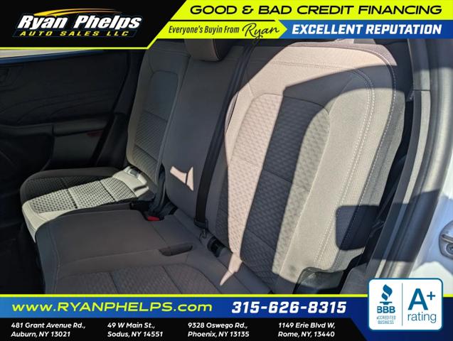 2022 Ford Escape SE