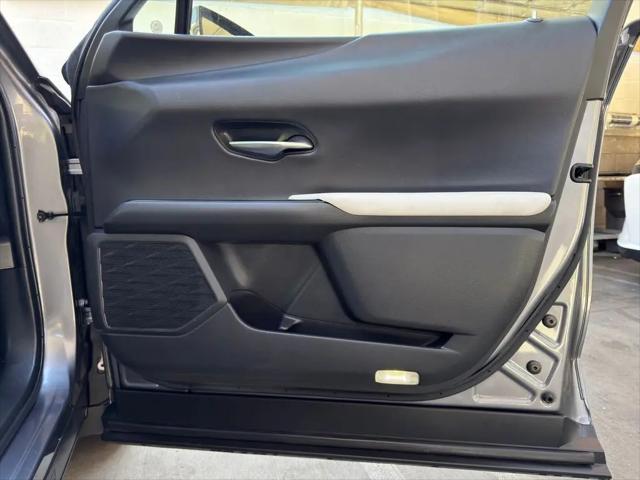 2019 Lexus UX 200 UX 200