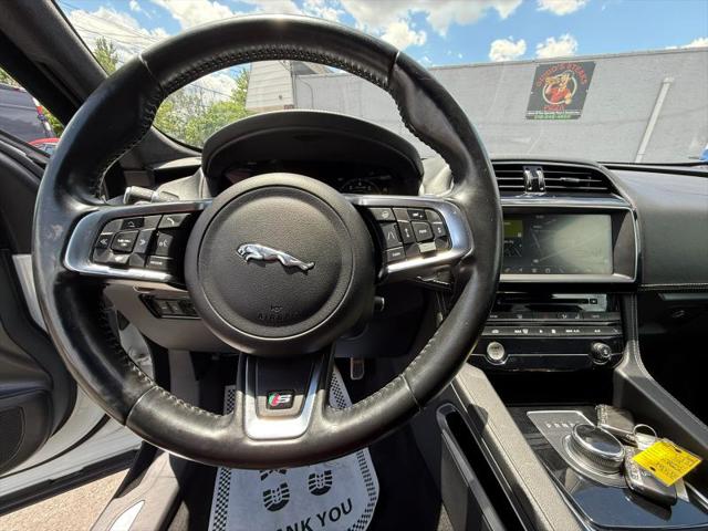 2019 Jaguar F-PACE S