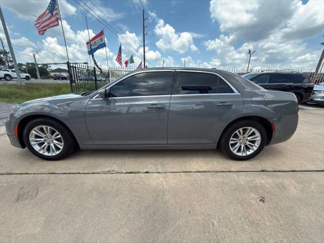 2019 Chrysler 300 Touring L