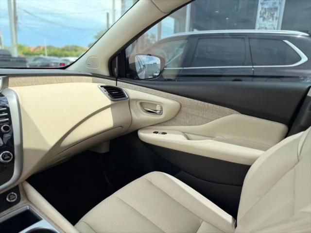 2022 Nissan Murano SL FWD