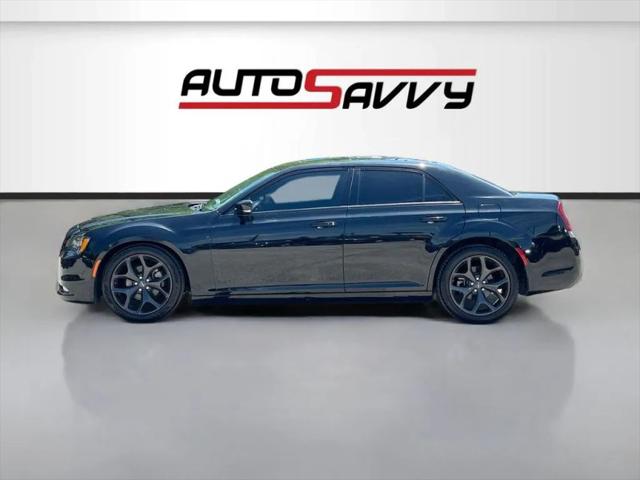 2022 Chrysler 300 S