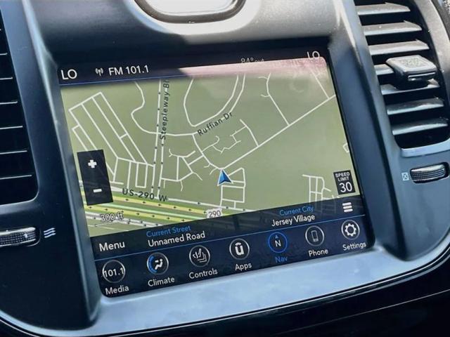 2022 Chrysler 300 S