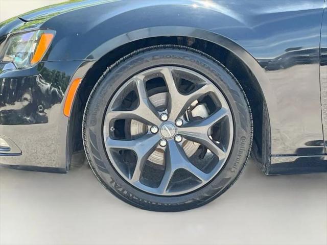 2022 Chrysler 300 S