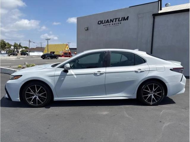 2023 Toyota Camry SE
