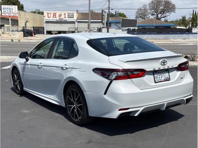 2023 Toyota Camry SE