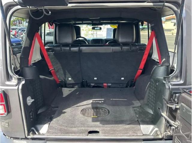 2017 Jeep Wrangler Unlimited Rubicon Recon 4x4