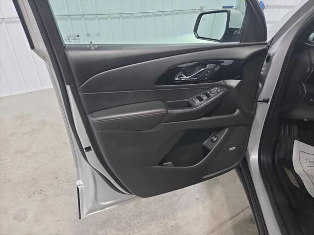 2022 Chevrolet Traverse AWD RS