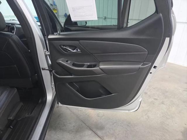 2022 Chevrolet Traverse AWD RS