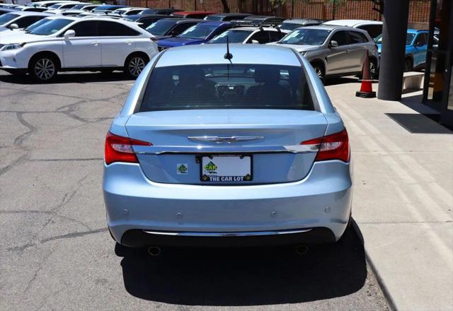 2013 Chrysler 200 Limited